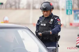 “八一”之际，向警营中的“老兵”敬礼！图片