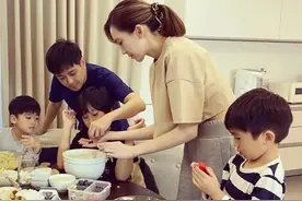 林志颖晒三个儿子生活照，完美继承父母的好基因，软萌又可爱图片