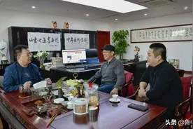 畅谈油画艺术鉴赏 云间画室展画艺——著名画家岳海涛走进文化视界图片