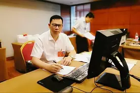 莫华福代表、张全收代表:客观公正履职 才能做公正的守护者图片