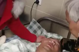 湖南常德男子深夜被带去乡政府“谈事情”6小时后昏迷 家属称“遭人吹冷空调泼冷水”图片