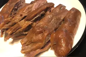 1000元一个的狮头鹅老鹅头，汕头顶尖美食，真心是一种享受啊图片