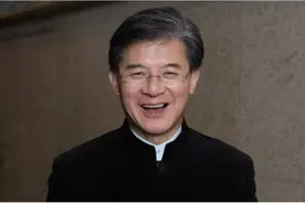 霍启刚继父罗康瑞：暗恋朱玲玲多年，为娶朱玲玲不惜抛弃发妻图片