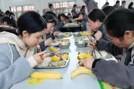 温州这所山区中学的爱心餐 16年来暖心守护求学路图片