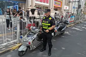 研究生毕业后，我当上了辅警...图片