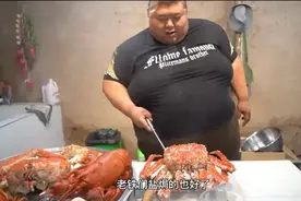 河北小伙300多斤，娶妻生子后，疯狂吃胖到560斤，月入几十万元图片