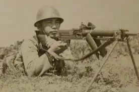 二战日军单兵带那么多子弹，没有军曹同意还不准用，这是为什么？图片