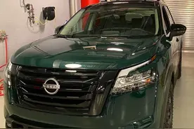 日产"小途乐"，新一代探路者实车，定位7座中大型SUV图片