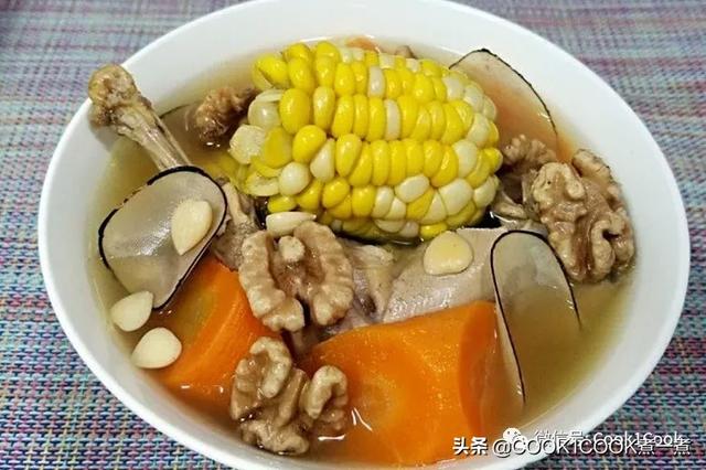 花胶核桃炖鸡的做法大全 2026年花胶核桃炖鸡的做法大全视频