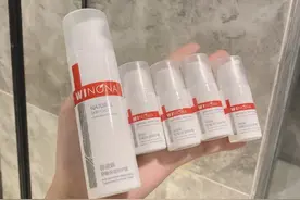 受欢迎的5款“国货护肤品”，薇诺娜修护抗敏，百雀羚深层保湿图片
