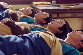 床底下不能乱放东西，堆放的杂物要及时清理，古人的讲究挺有道理图片