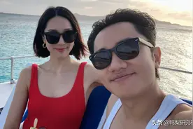 舔到女神李亚男之后，王祖蓝悄悄换了一副面孔图片