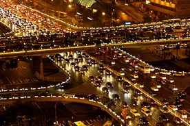 世界100强汽车品牌：宝马第4，吉利第21，五菱第83图片