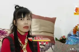 40岁大姐恋上33岁男人，露馅后男人无情：她一厢情愿，我不认识她图片