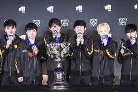 英雄联盟：“混子”Doinb英雄池太浅？却有13个英雄100%胜率！图片