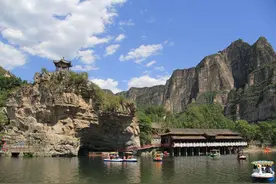 这里被誉为“京城第一漂”，是北京有山有水的好地方，门票不贵图片