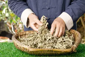 几块钱一把的干艾叶，解决了我的两个大麻烦图片