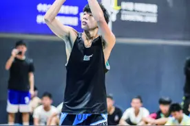 从修车工到路人王年度总冠军，他从未放弃追寻心中的答案图片