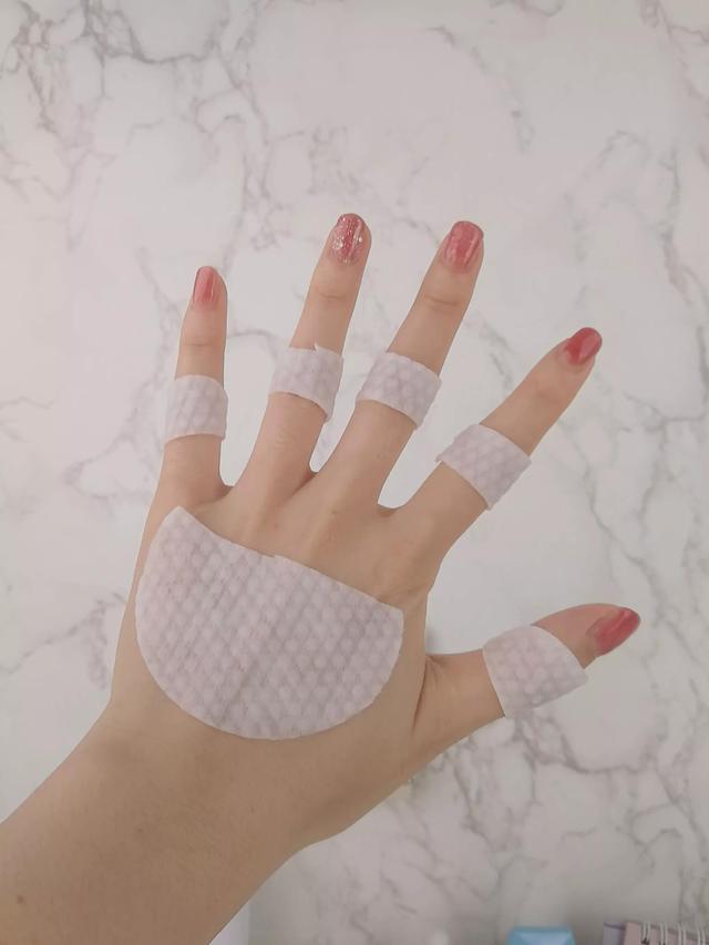 去鸡皮磨砂膏身体乳果酸
