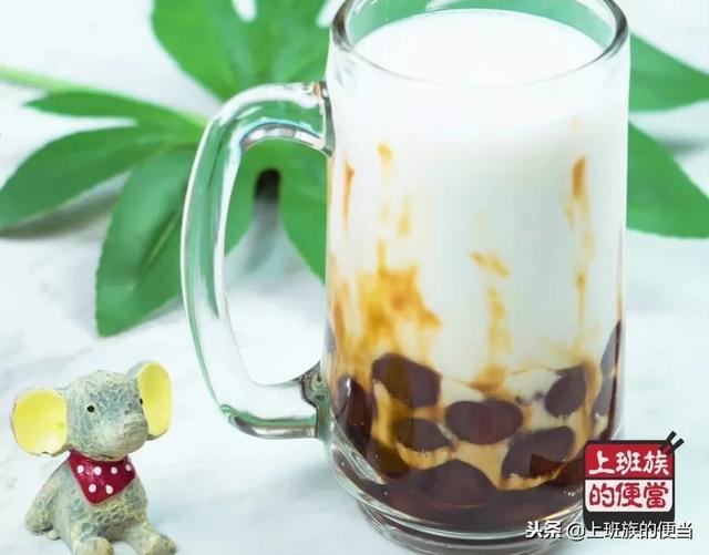 想喝珍珠奶茶不用买，自己在家就能做，超正宗详细的方子，先收藏