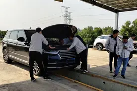 买“汉龙旷世”？还是顶配车型？你家是开修理厂的？图片
