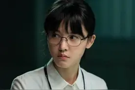 杨子姗拜孙楠为师没红，演赵薇电影没火，却因重度洁癖被嘲上热搜图片