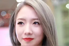 孟美岐的机场简约风LOOK，山支大哥气场全开图片