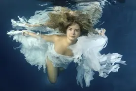 欧洲“奇葩”立陶宛——美女满街，男人酗酒，自杀率全球第一图片