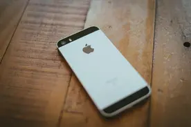 iPhone不耐电？是你没用对方法，关闭这些设置，从此告别一天三充图片