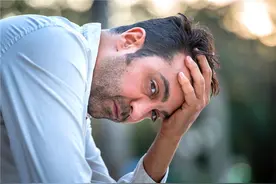 50岁的人没有稳定收入，而且负债累累，后面的路该怎么走呢？图片