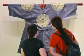 沈阳故宫上新了！明清皇帝衮服首次亮相图片