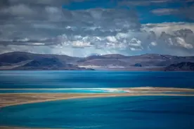 西藏羊卓雍错的鱼多达8亿公斤，为何当地人却不敢捕捞也不敢吃？图片