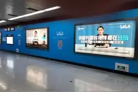 这个坐拥800万粉丝，讲凶杀、暴力、色情的老师，是如何出圈的？图片