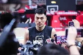 CBA三消息：李晓旭将出任教练，吉林引援二将，天津21人大名单图片