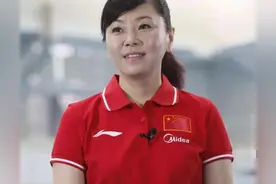把郭晶晶送入裁判席，“奥运铁娘子”为公平大闹赛场图片
