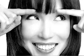 新加坡一姐和富商相恋11年分手，对男友入狱不离弃，已结婚12年图片