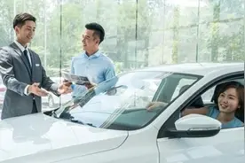 为什么买新车4S店都推荐你“贷款”，而不是全款，内行人告诉你图片