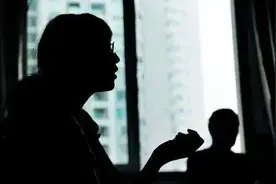 女子好奇看了老公的开房记录，整个人都不好了！图片