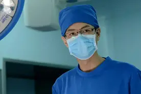 “为什么产房里有男医生”？90后宝妈愤愤不平，护士说出大实话图片