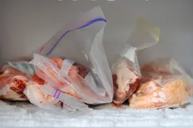 如果你家有冷食物和面粉，注意这2个事项，用错了会发生爆炸图片