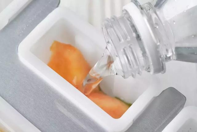 在家自制冰棍全攻略！水果棒冰、酸奶棒冰、自制梦龙