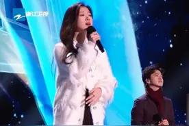 好声音：如果单依纯盲选的导师是谢霆锋而不是李健，她能夺冠吗？图片