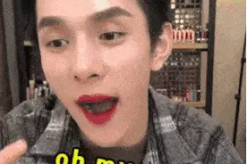 瓜子脸失宠了！看了薇娅和戚薇同框，不得不说“圆脸”姑娘最好命图片