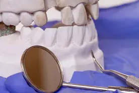八种口腔病和吃药有关图片