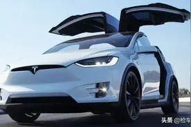 全铝车身很香？轻轻撞一下都肉疼！这辆45万的特斯拉就是例子图片