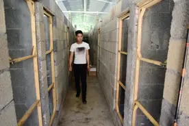 90后小伙 美发转行回家做“冷门”生意年入80万 手掌上全是伤图片