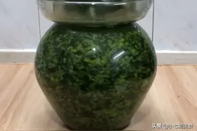 腌雪里红时，掌握6大诀窍，翠绿不发黄，我一腌20斤，半月就能吃图片