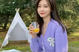 当景甜和沈梦辰撞衫，一个是露肚脐一个加“花打底”，谁赢了？图片