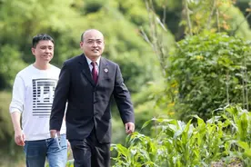 【脱贫攻坚故事会】廖从伟：幸福村的幸福故事图片