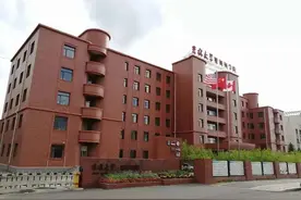 中外合作办学吉林莱姆顿学院图片